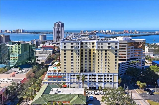 628 Cleveland Street 1310, CLEARWATER