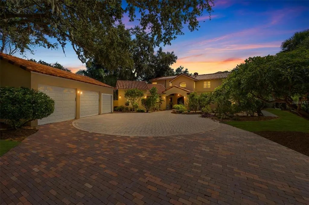 7240 Dr Martin Luther King Jr Street S, ST PETERSBURG