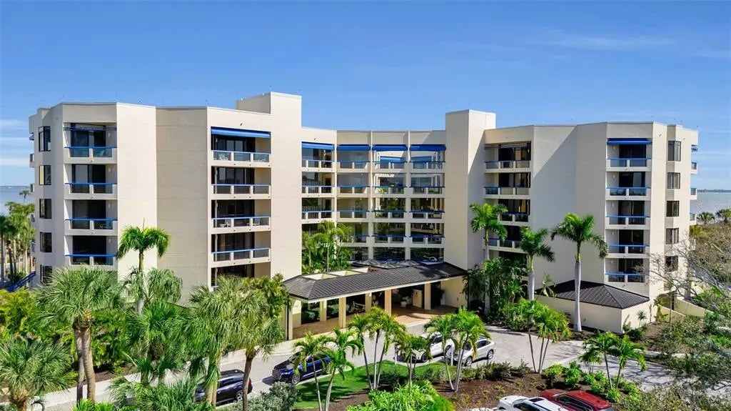 2110 Harbourside Drive 523, LONGBOAT KEY