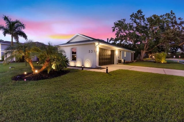 531 Hunter Lane, BRADENTON