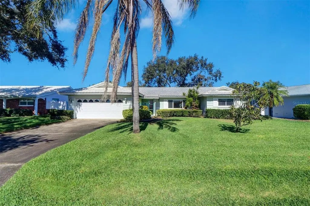 6733 14th Avenue N, ST PETERSBURG