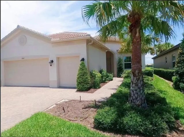 15567 Corona Del Mar Drive, WIMAUMA