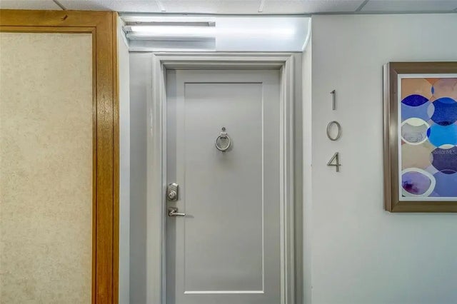 400 Island Way 104, CLEARWATER BEACH