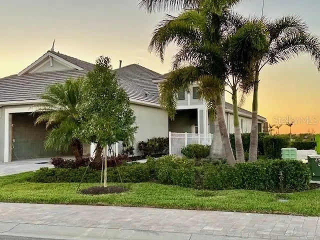 264 Van Gogh Cove, BRADENTON