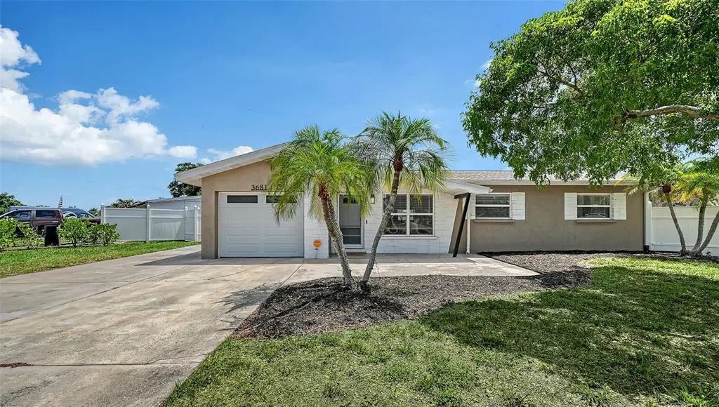 3681 Stokes Dr Drive, SARASOTA