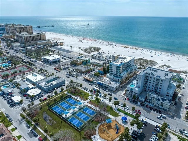 15 Avalon Street 303, CLEARWATER BEACH