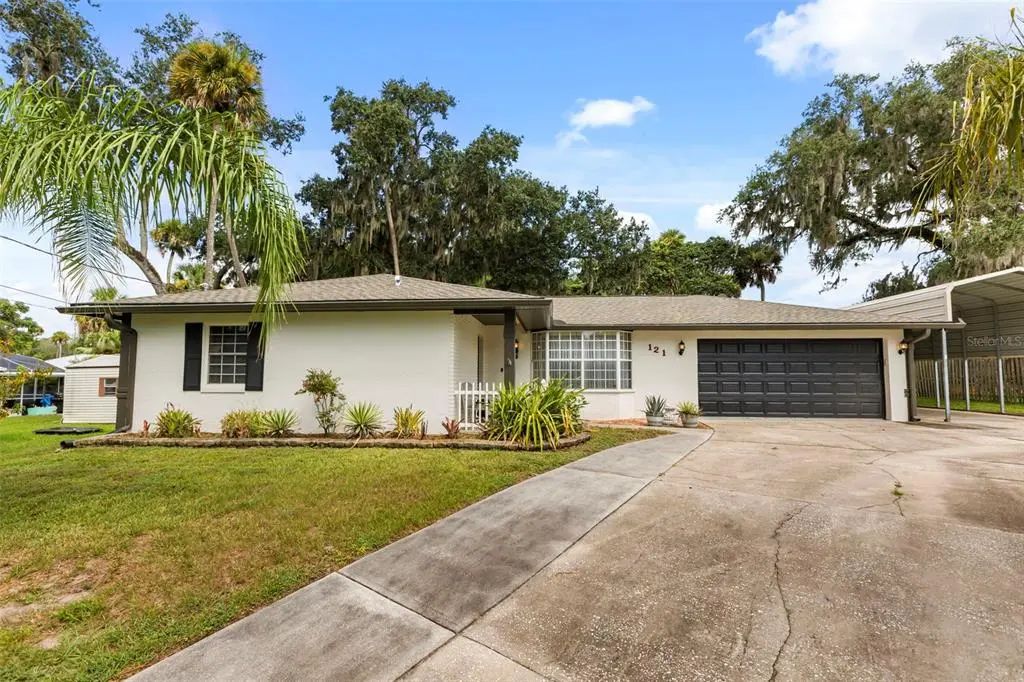 121 Oak Ridge Avenue, EDGEWATER
