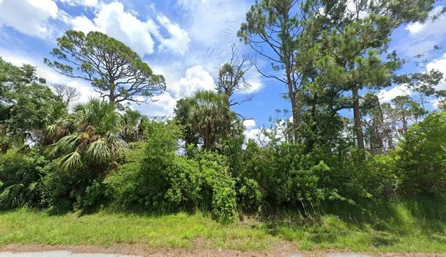 3116 Montgomery Drive, PORT CHARLOTTE