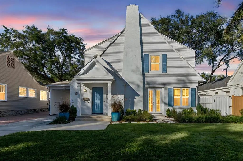 2527 W Watrous Avenue, TAMPA