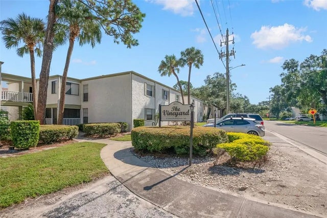 4607 W North B Street 105, TAMPA