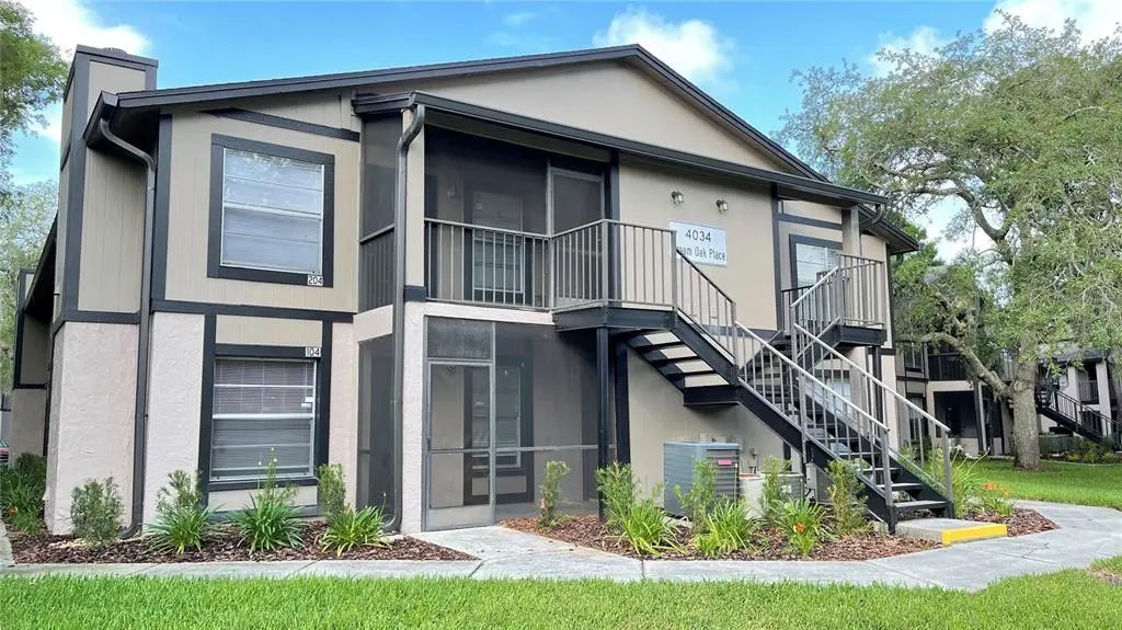 4034 Dream Oak Place 104, TAMPA