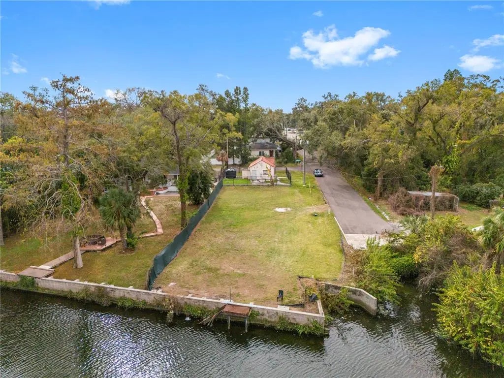 7920 N Branch Avenue, TAMPA