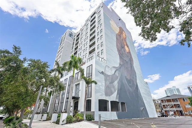 226 5th Avenue N 1403, ST PETERSBURG