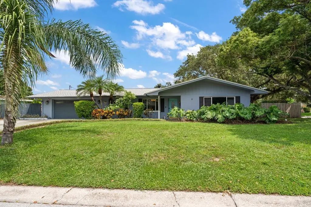 1 Maplewood Avenue, CLEARWATER