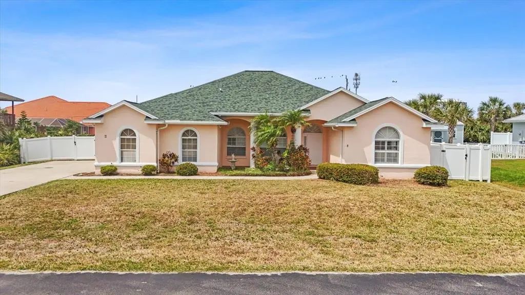 7 Beachside Drive, PALM COAST
