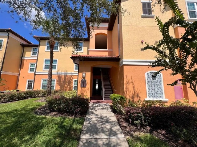 5451 Vineland Road 2214, ORLANDO