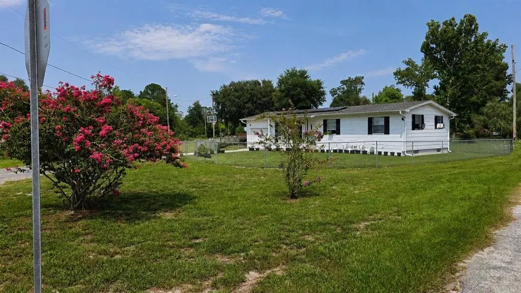 354 Park Drive, DELAND