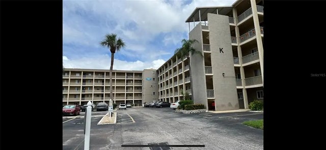 3600 Lake Bayshore Drive Bld. K 221, BRADENTON