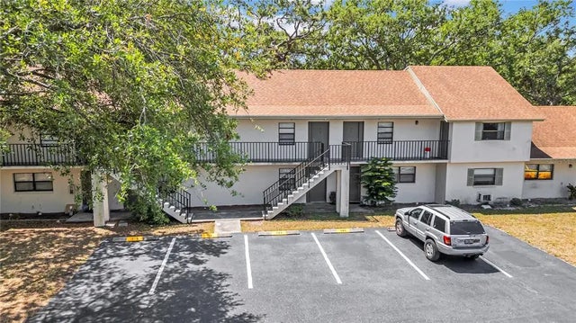 2122 Bradford Street 505, CLEARWATER