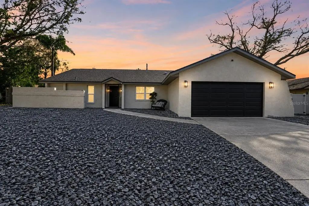 380 Fernshire Court, PALM HARBOR