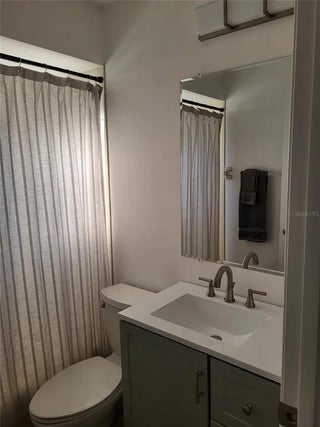 Gulf Shores Realty: 28 5807b447a6e84bcfba915a350f8d635c s