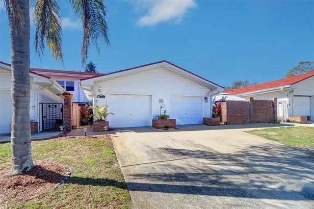 1411 Water View Drive W, LARGO