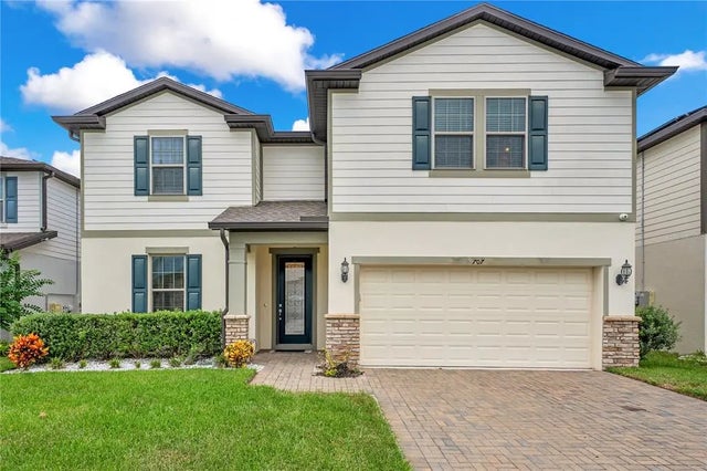 707 Citrus Isle Drive, DAVENPORT