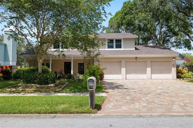 4233 Water Oaks Lane, TAMPA