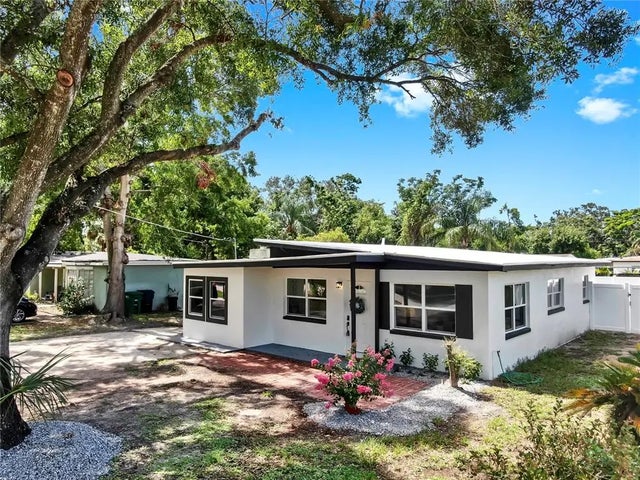 4112 W Lawn Avenue, TAMPA