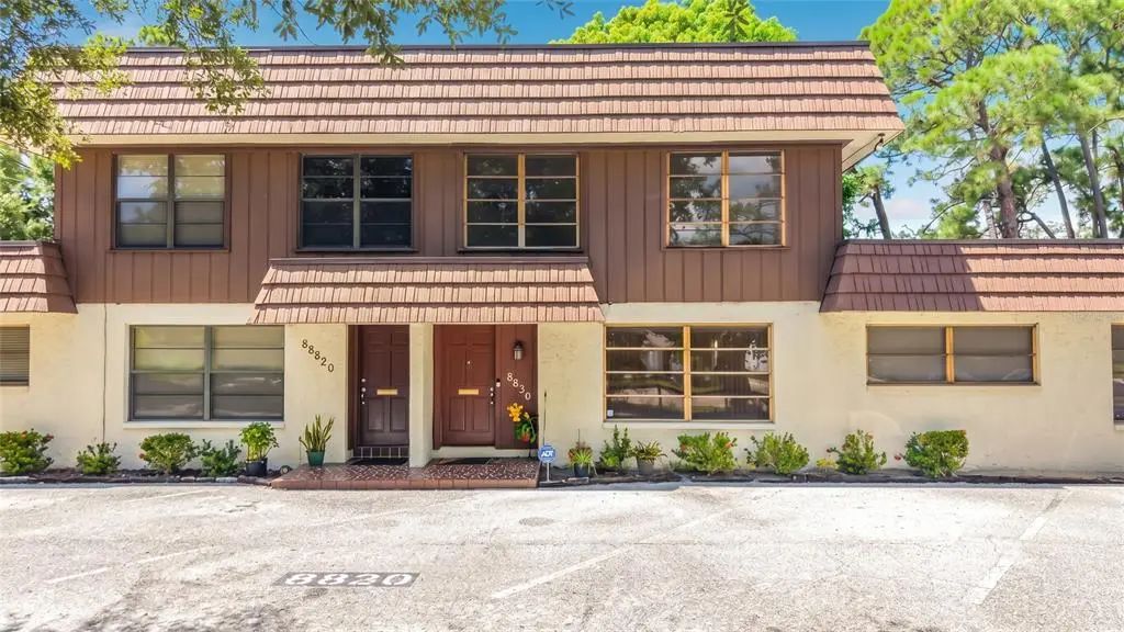 8830 Dr Martin Luther King Jr Street N Unit 2b, ST. PETERSBURG