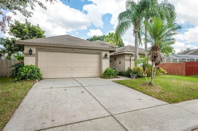 6038 Wesley Brook Drive, WESLEY CHAPEL