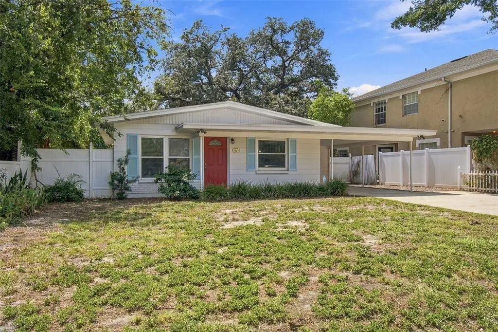 4214 W North B Street, TAMPA
