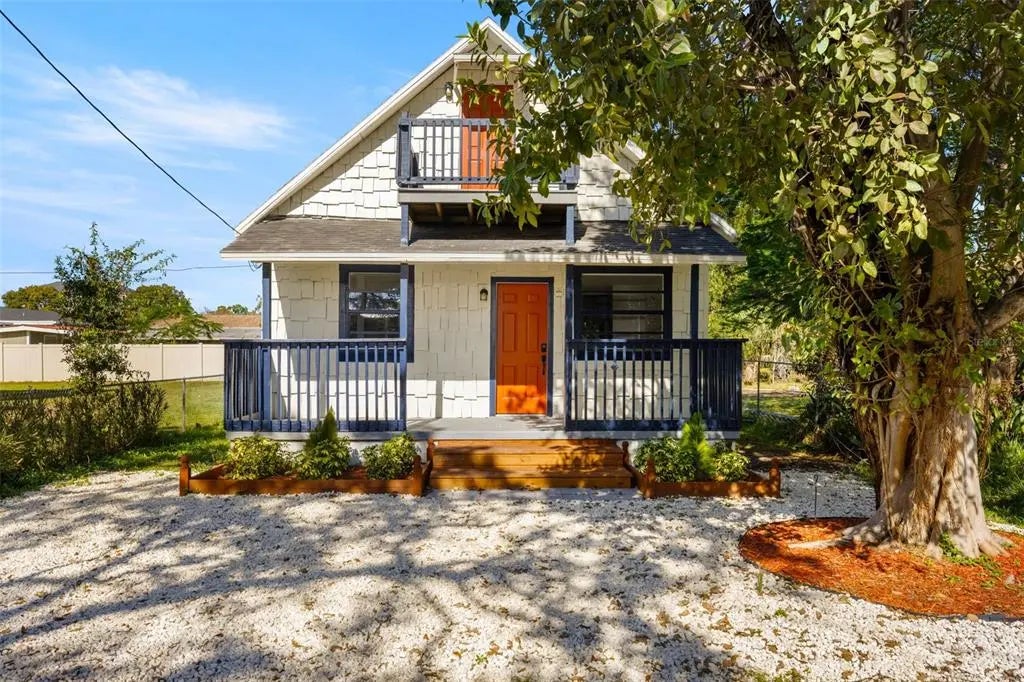 2220 Davis Street, TAMPA