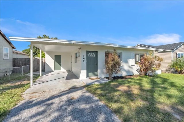 4651 Fairfield Avenue S, ST PETERSBURG