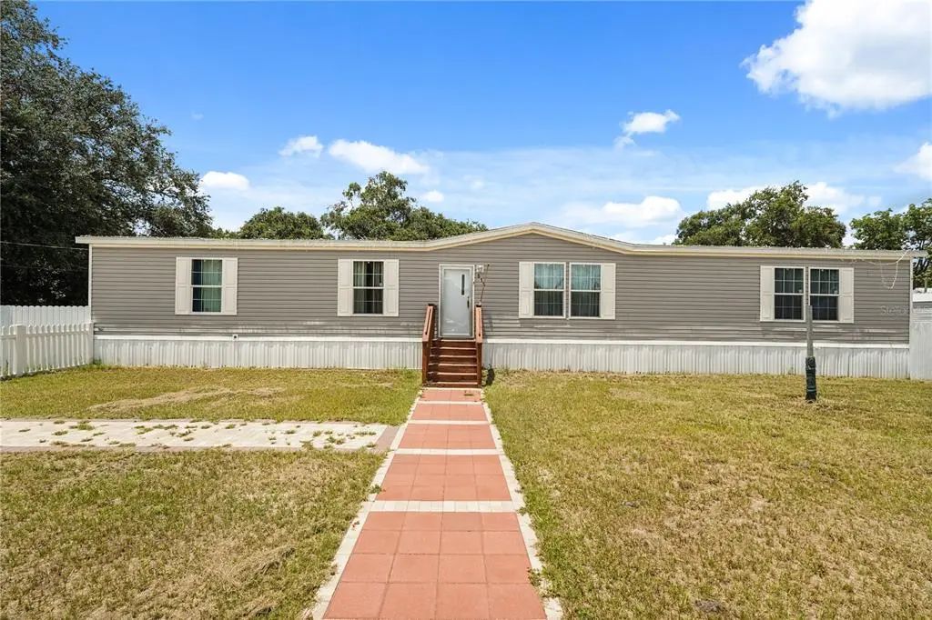 618 1 St Street, POLK CITY