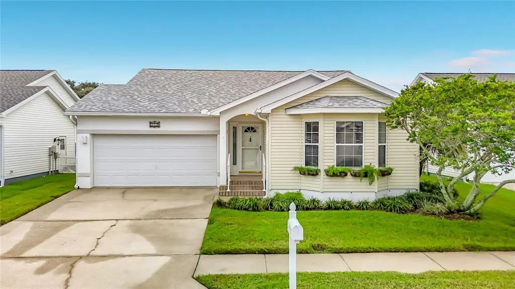 572 Salmon Court, OLDSMAR