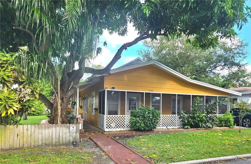 1500 N Osceola Avenue, CLEARWATER