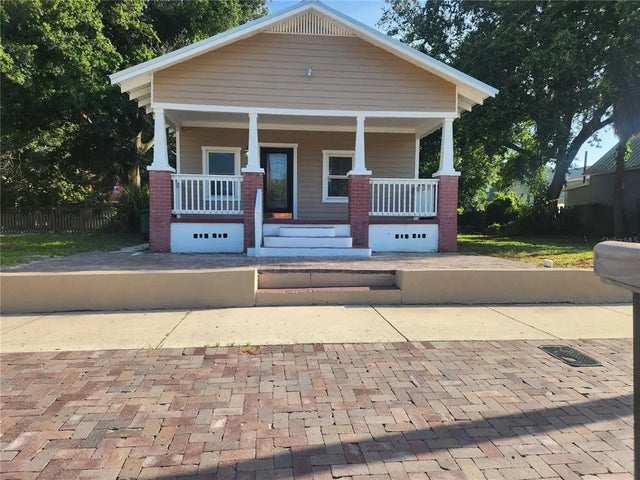 1923 W Pine Street, TAMPA