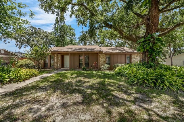 525 Garden Heights Drive, WINTER GARDEN