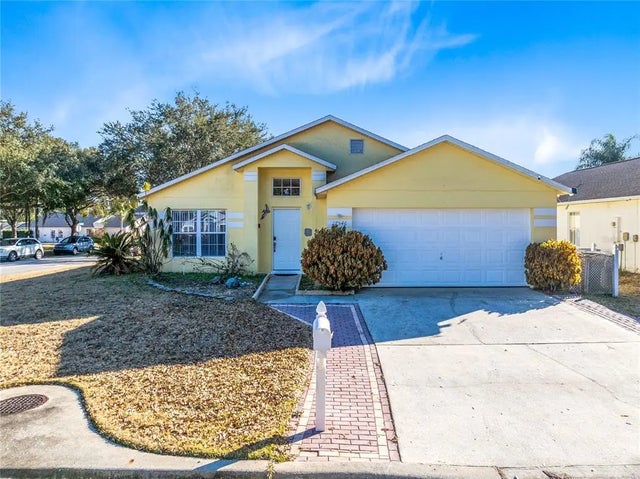 17546 Silver Creek Court, CLERMONT