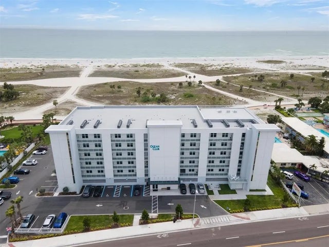 11500 Gulf Boulevard 610, ST PETERSBURG