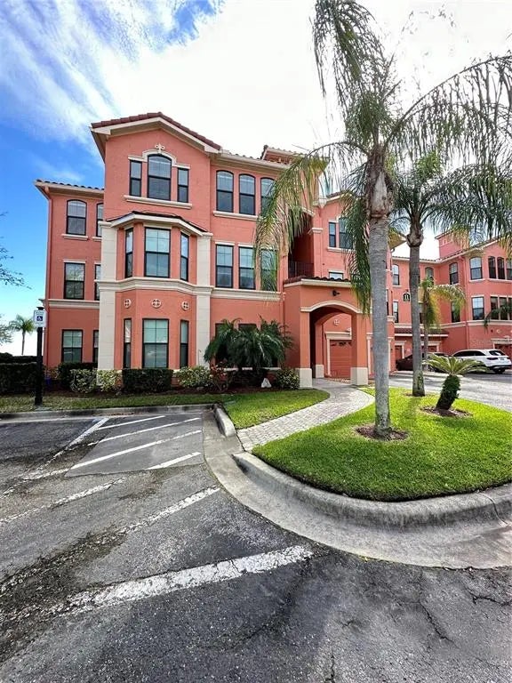 2747 Via Capri #1134, CLEARWATER