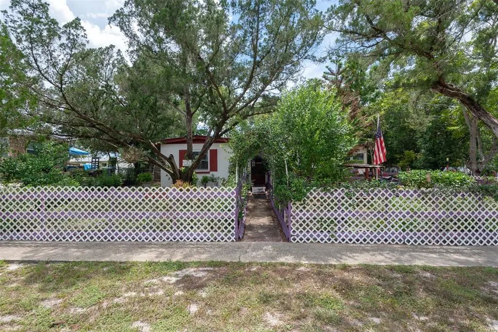1507 Daroca Drive, DELTONA