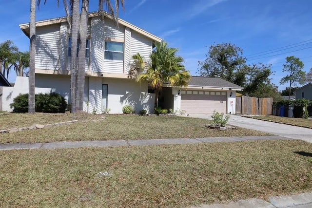 15401 Deerglen Drive, TAMPA