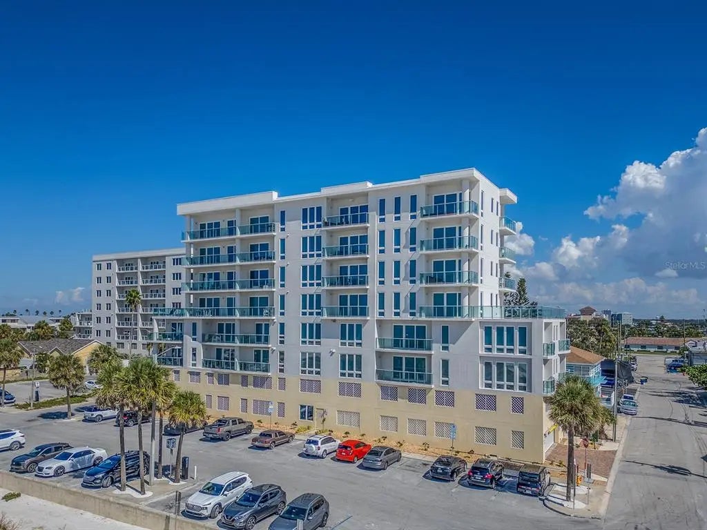 15 Avalon Street 403, CLEARWATER BEACH