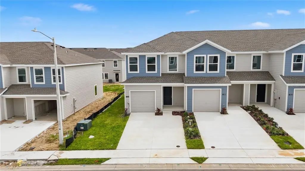 1554 Plank Place, DAVENPORT