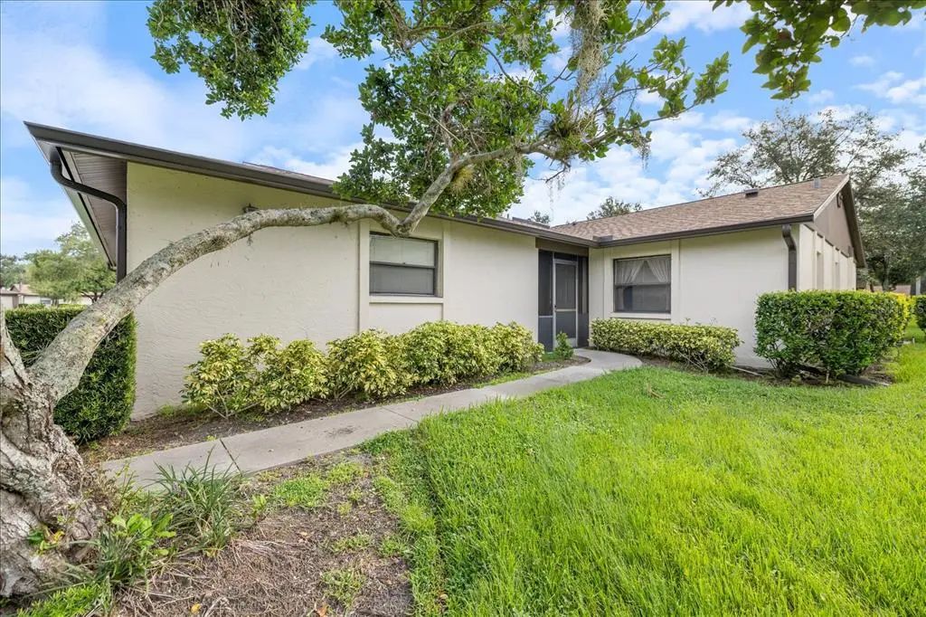 462 Oak Hill Circle 5, SARASOTA
