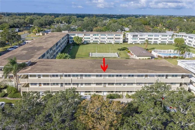 951 79th Avenue N 325, ST PETERSBURG