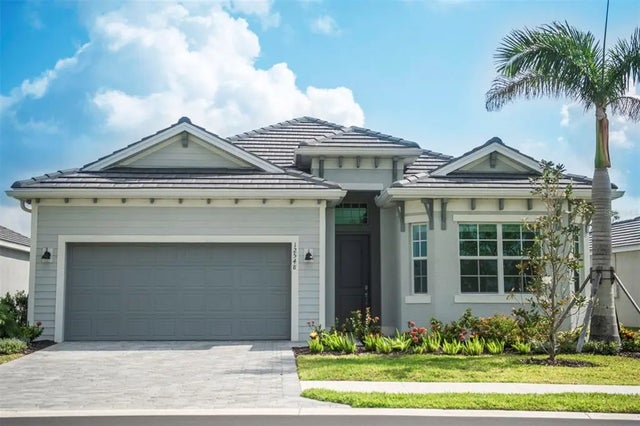 12548 Wellen Golf Street, VENICE