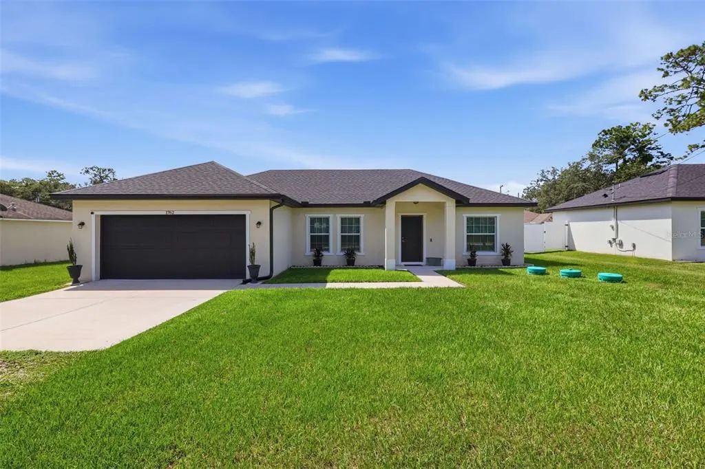 1762 13th Street, ORANGE CITY